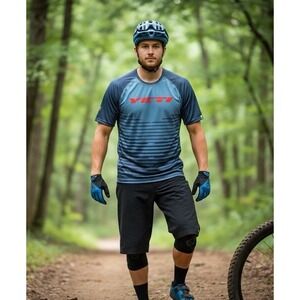 Yeti Cycles Tolland MTB Jersey Mens Large Blue Striped Short Sleeve Hiking Trail